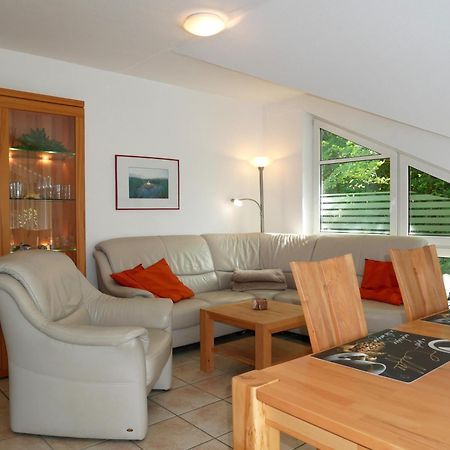 Haus Oie Idyll Mit Balkon 10 Minuten Zum Strand 치노비츠 외부 사진