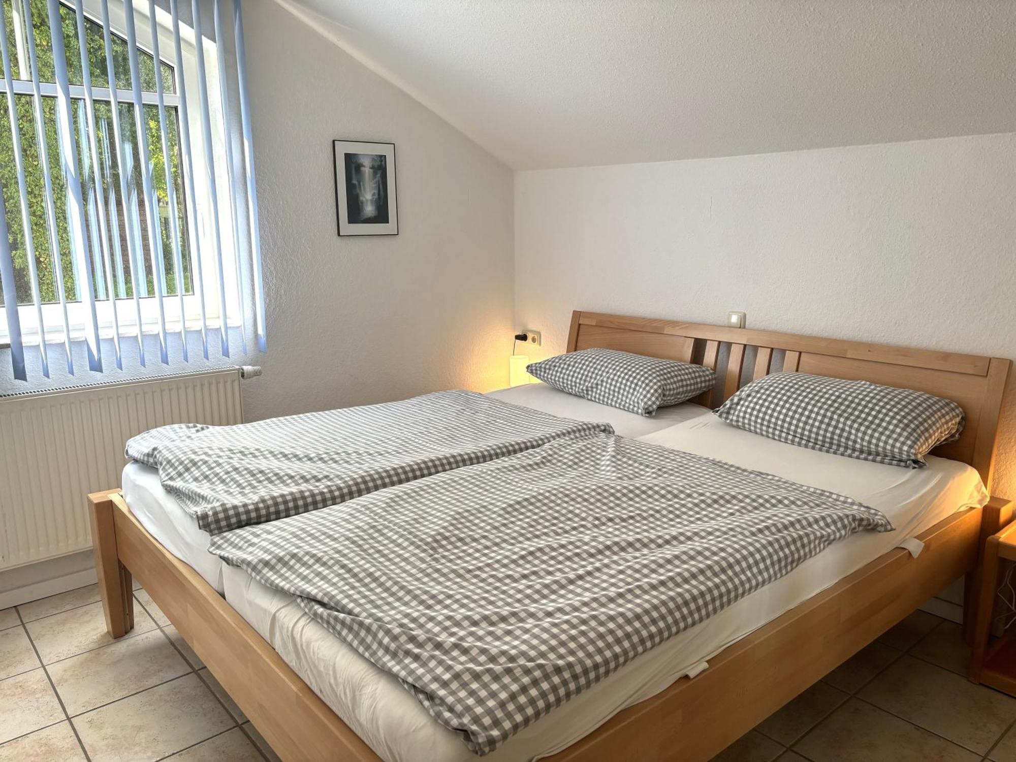 Haus Oie Idyll Mit Balkon 10 Minuten Zum Strand 치노비츠 외부 사진
